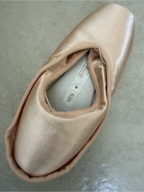 Grishko/Nikolay Nova Flex Pointe Shoes – Size 6½ XXM